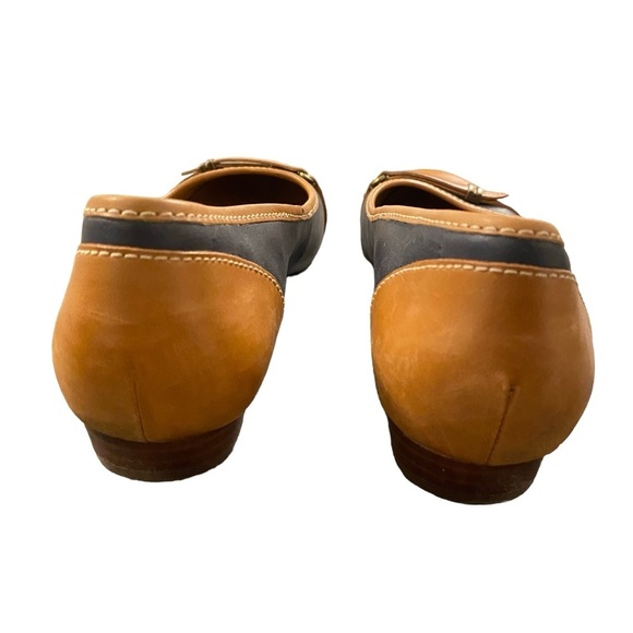 Clarks Henderson Bird Leather Flats - Picture 7 of 10